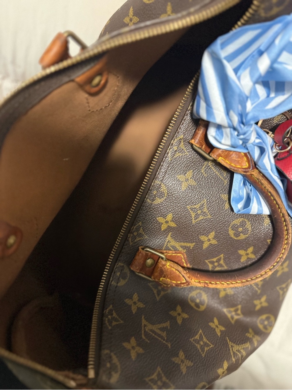 Louis Vuitton Monogram Canvas speedy 35 Bag with Red Charm and Blue Scarf - Picture 4 of 10
